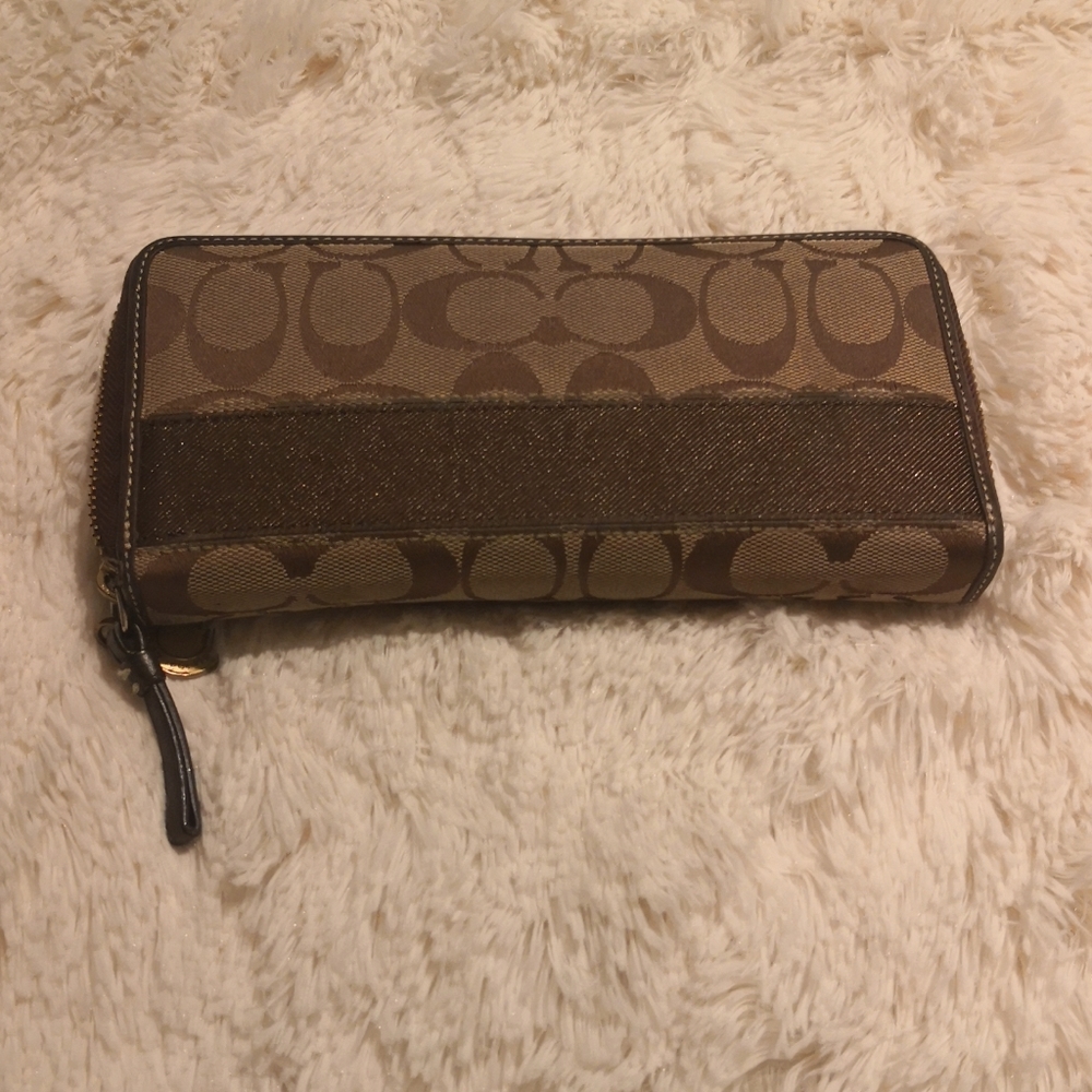 Coach zip signature canvas wallet